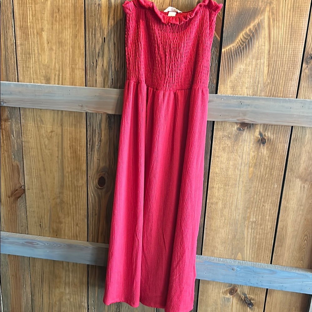 Women’s Red Sleeveless Dress